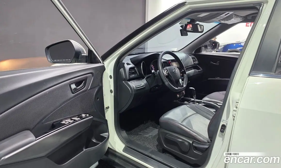 SsangYong TIBOLI 2017 1.6 автомат (гидро), фото 13
