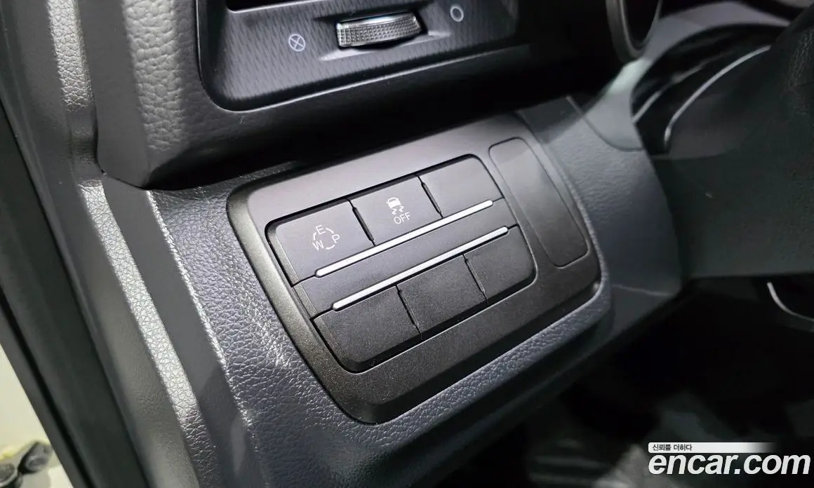 SsangYong TIBOLI 2017 1.6 автомат (гидро), фото 18