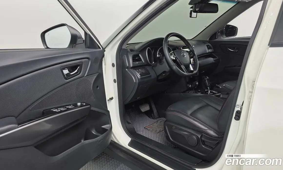 SsangYong TIBOLI 2017 1.6 автомат (гидро), фото 16