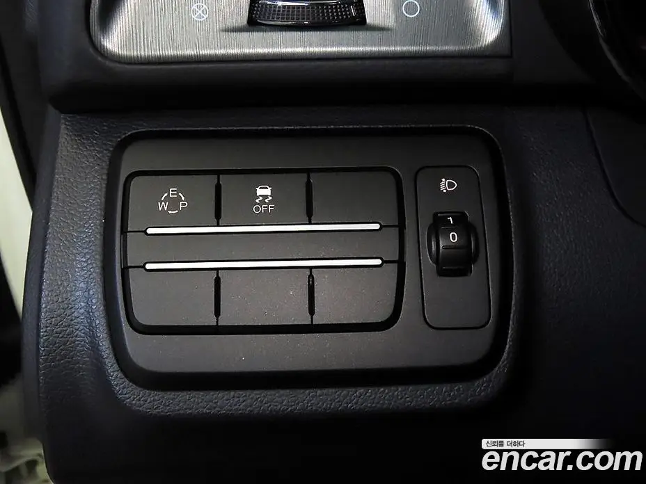 SsangYong TIBOLI 2018 1.6 автомат (гидро), фото 14 SsangYong TIBOLI 2018 1.6 автомат (гидро), фото 14
