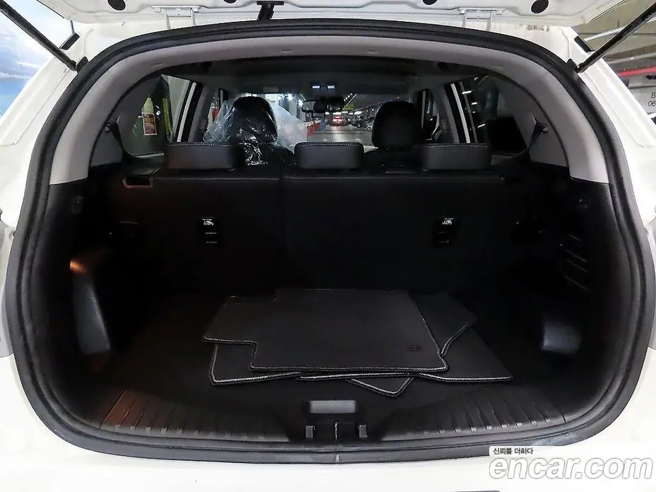 SsangYong TIBOLI 2018 1.6 автомат (гидро), фото 18 SsangYong TIBOLI 2018 1.6 автомат (гидро), фото 18