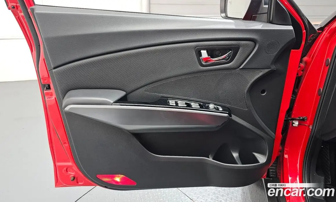 SsangYong TIBOLI 2018 1.6 автомат (гидро), фото 14 SsangYong TIBOLI 2018 1.6 автомат (гидро), фото 14