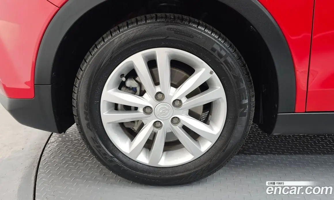 SsangYong TIBOLI 2018 1.6 автомат (гидро), фото 5 SsangYong TIBOLI 2018 1.6 автомат (гидро), фото 5