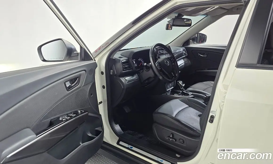 SsangYong TIBOLI 2019 1.5 автомат (гидро), фото 13