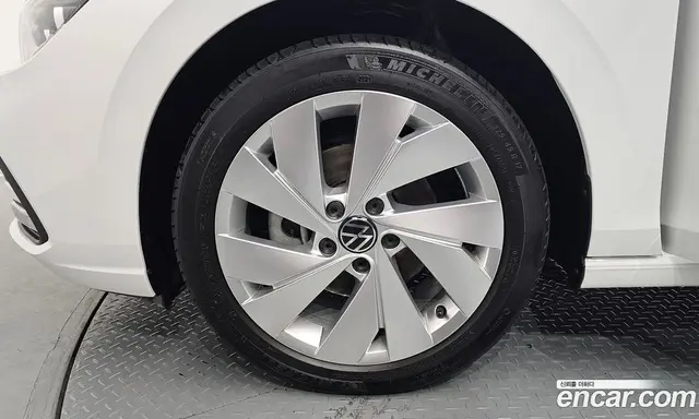 Volkswagen Golf 2022 2.0 автомат (гидро), миниатюра 5 Volkswagen Golf 2022 2.0 автомат (гидро), миниатюра 5