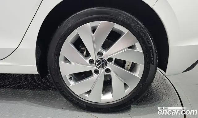 Volkswagen Golf 2022 2.0 автомат (гидро), миниатюра 7 Volkswagen Golf 2022 2.0 автомат (гидро), миниатюра 7