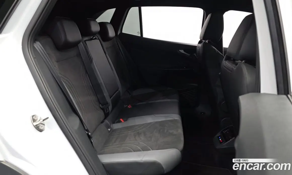 Volkswagen ID.4 2025 0.2 автомат (гидро), фото 18