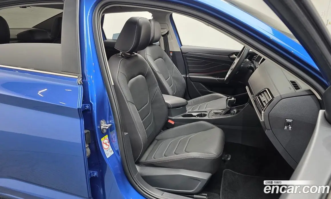 Volkswagen Jetta 2023 1.5 автомат (гидро), фото 16 Volkswagen Jetta 2023 1.5 автомат (гидро), фото 16
