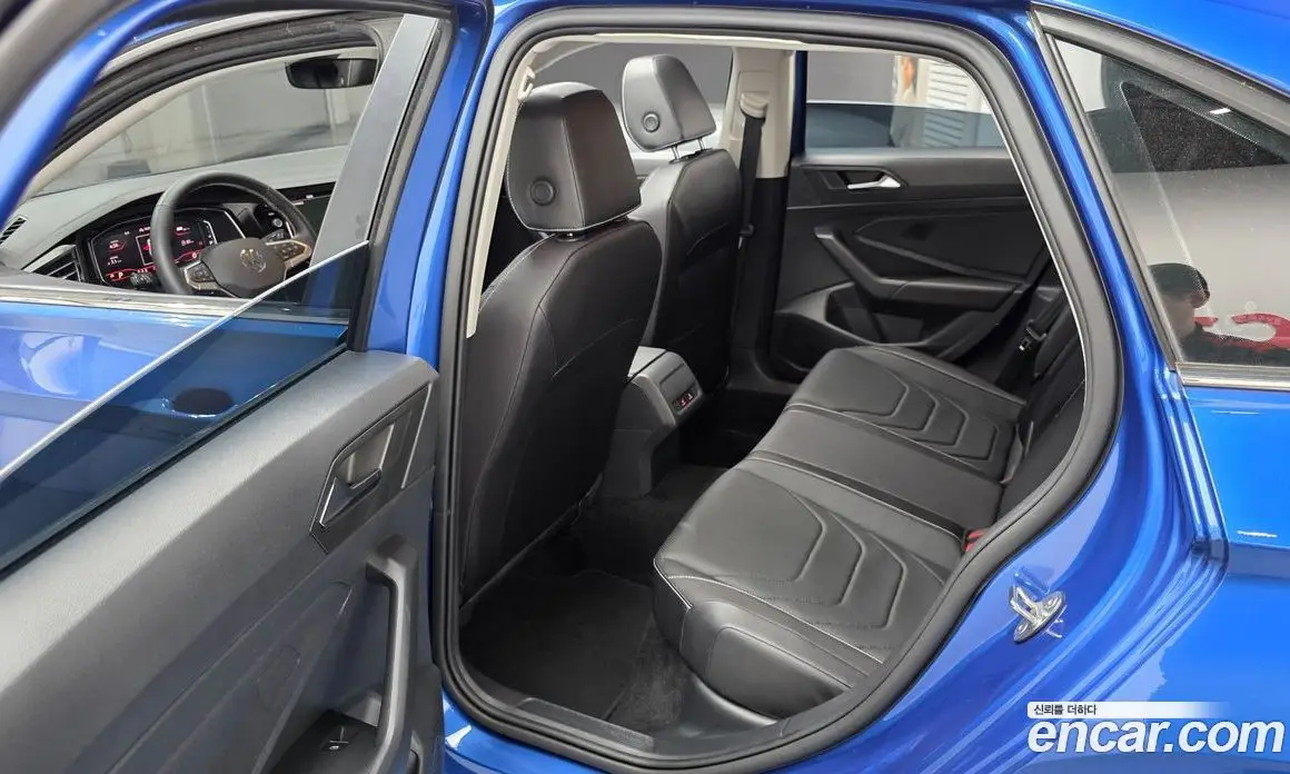 Volkswagen Jetta 2023 1.5 автомат (гидро), фото 17 Volkswagen Jetta 2023 1.5 автомат (гидро), фото 17