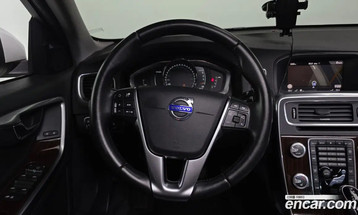 Volvo S60 2018 2.0 автомат (гидро), фото 20