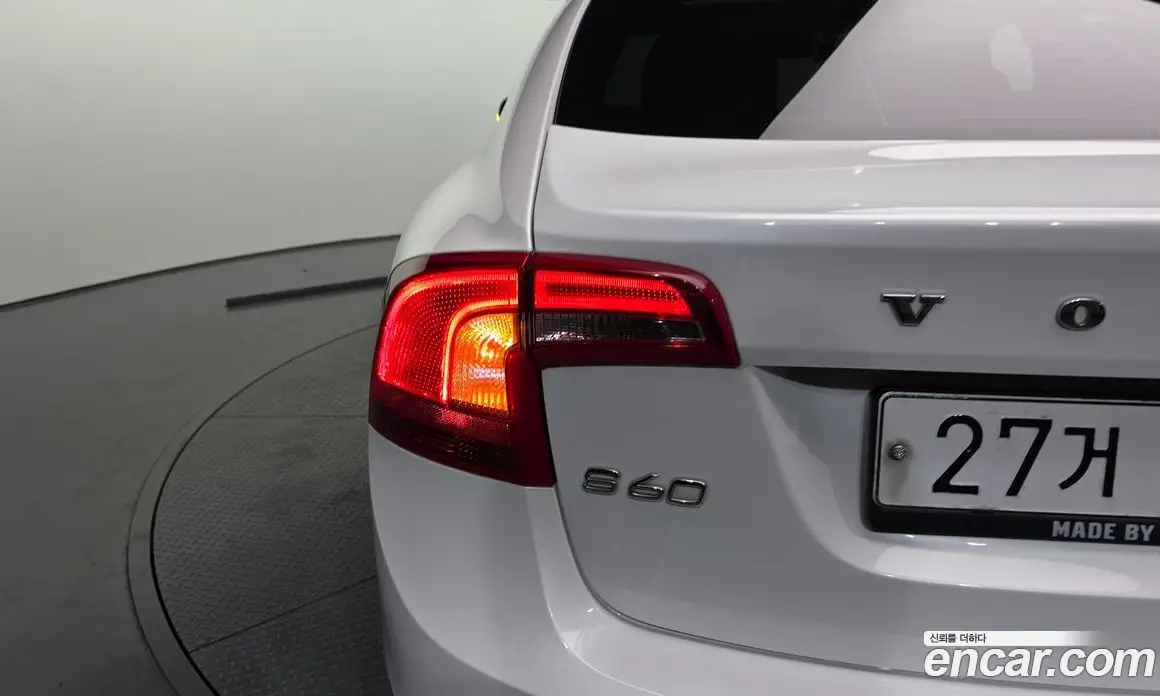 Volvo S60 2018 2.0 автомат (гидро), фото 9