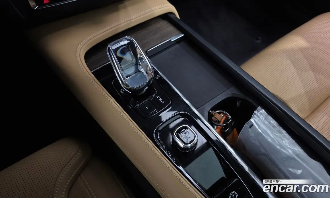 Volvo S90 2023 2.0 автомат (гидро), фото 12 Volvo S90 2023 2.0 автомат (гидро), фото 12