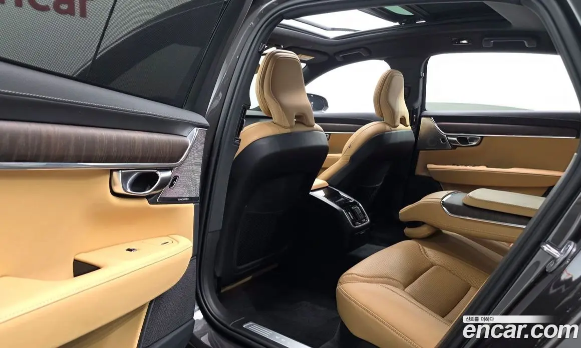 Volvo S90 2023 2.0 автомат (гидро), фото 17 Volvo S90 2023 2.0 автомат (гидро), фото 17