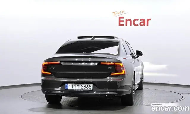 Volvo S90 2023 2.0 автомат (гидро), миниатюра 4 Volvo S90 2023 2.0 автомат (гидро), миниатюра 4