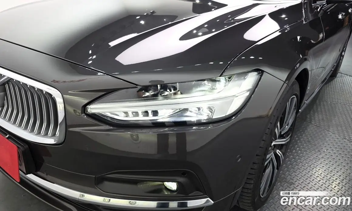 Volvo S90 2023 2.0 автомат (гидро), фото 8 Volvo S90 2023 2.0 автомат (гидро), фото 8