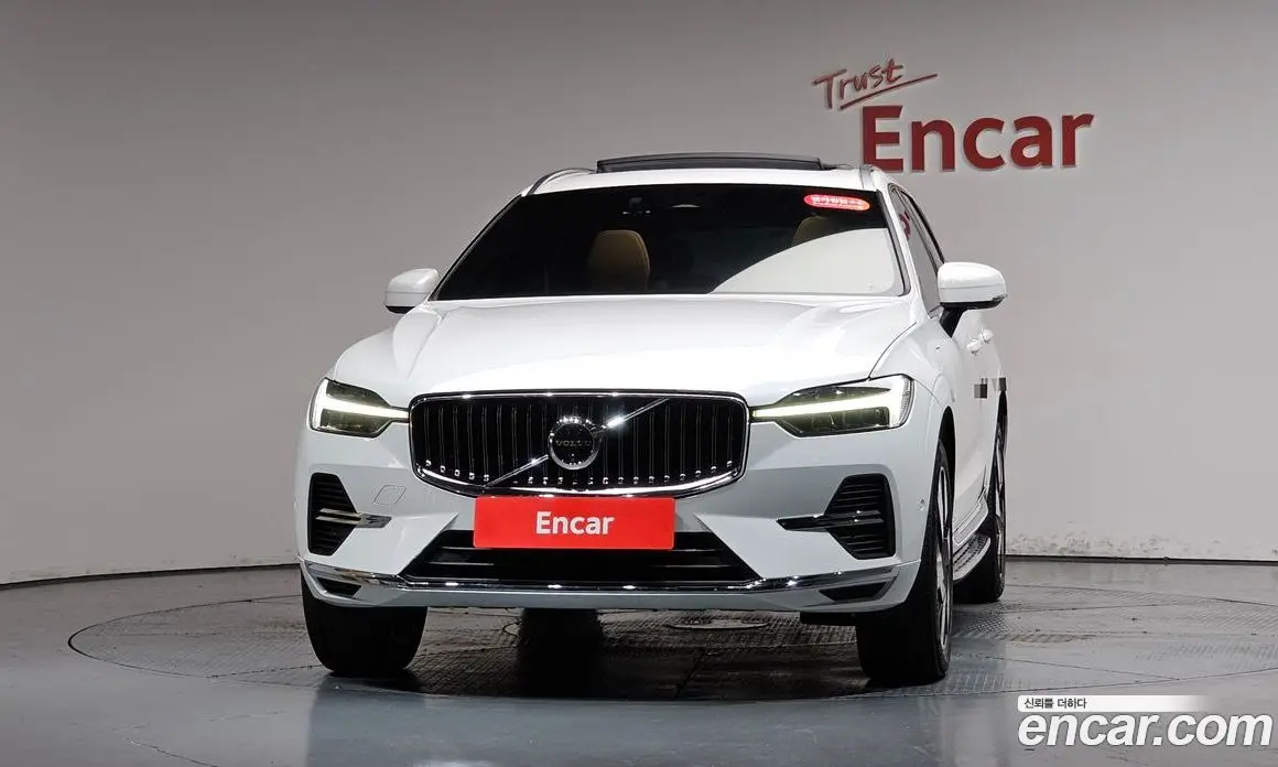 Volvo XC60 2024 2.0 автомат (гидро), фото 2 Volvo XC60 2024 2.0 автомат (гидро), фото 2
