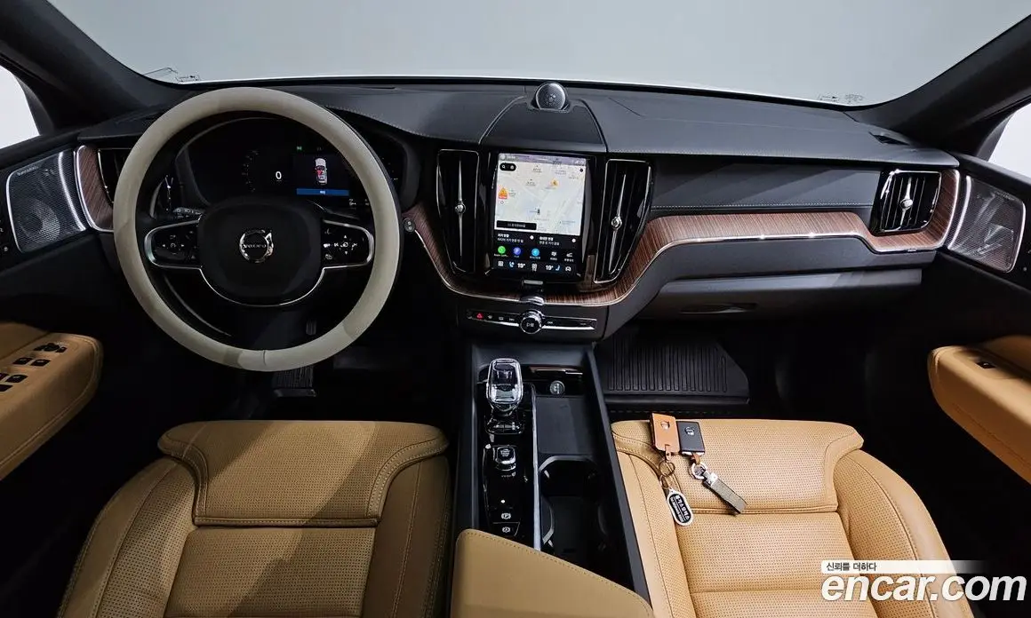 Volvo XC60 2024 2.0 автомат (гидро), фото 9 Volvo XC60 2024 2.0 автомат (гидро), фото 9