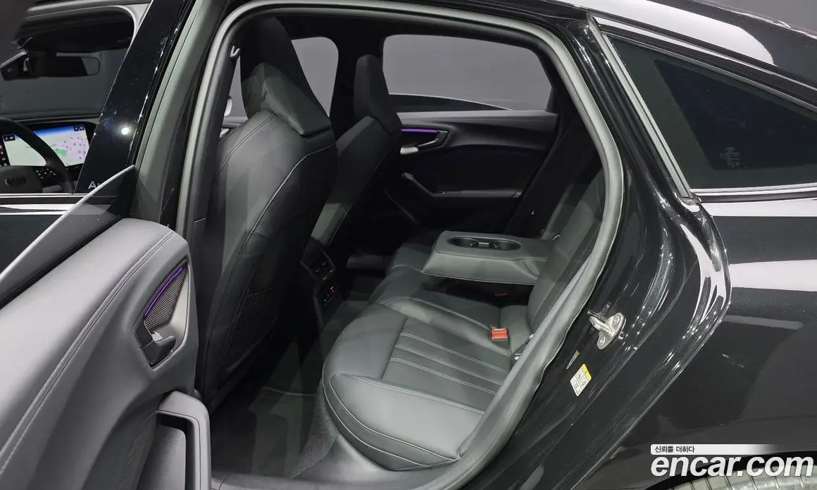 Audi A5 2025 2.0 автомат (гидро), фото 15