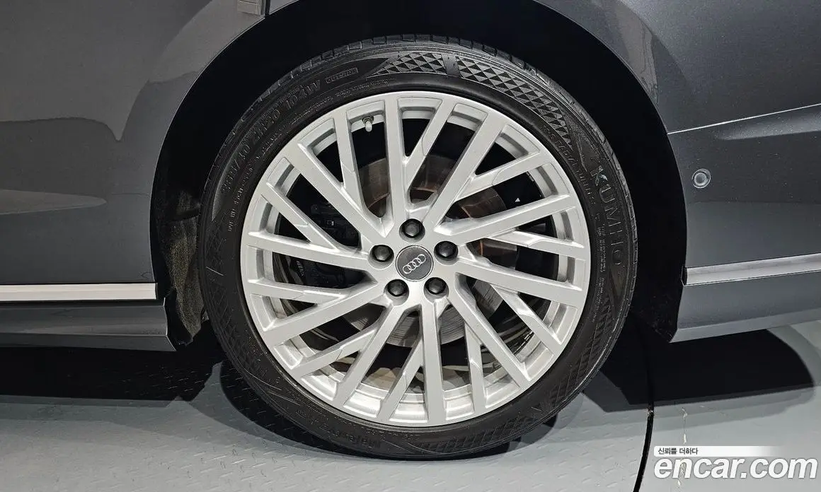 Audi A8 2019 3.0 автомат (гидро), фото 6 Audi A8 2019 3.0 автомат (гидро), фото 6