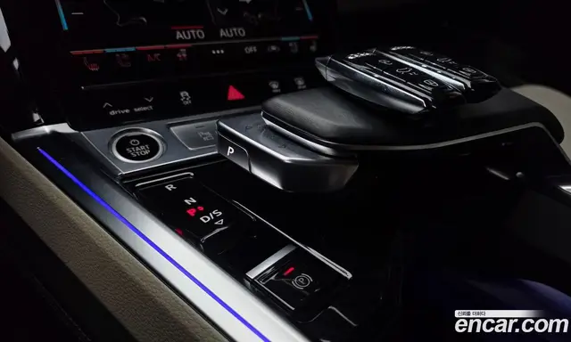 Audi e-tron 2022 0.2 автомат (гидро), миниатюра 12