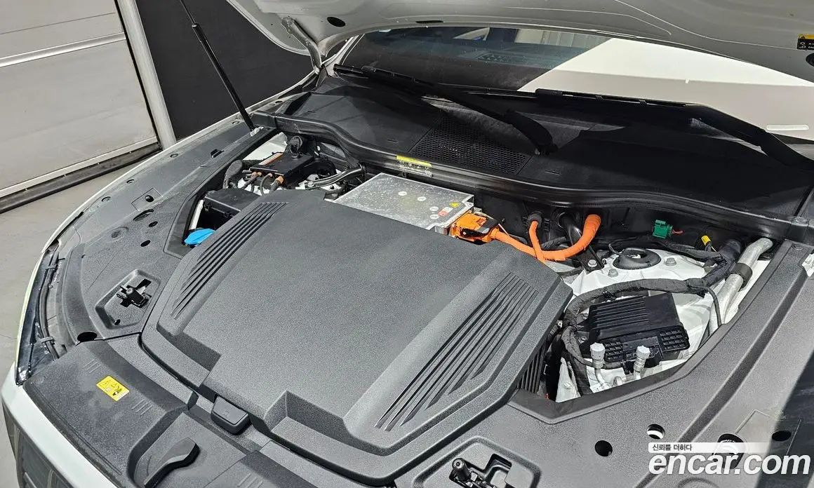 Audi e-tron 2022 0.2 автомат (гидро), фото 6
