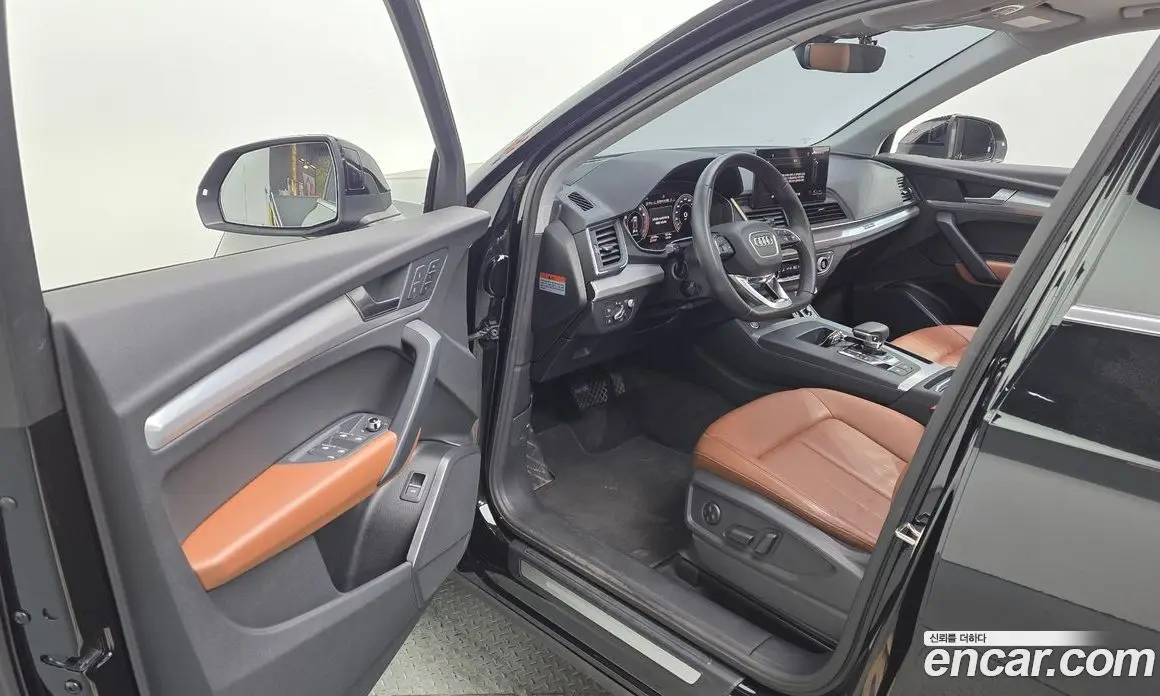 Audi Q5 2023 2.0 автомат (гидро), фото 13