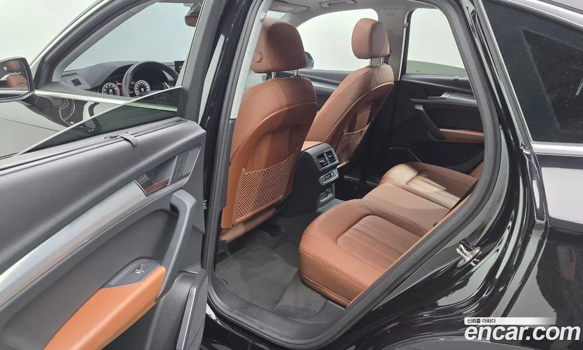 Audi Q5 2023 2.0 автомат (гидро), фото 17