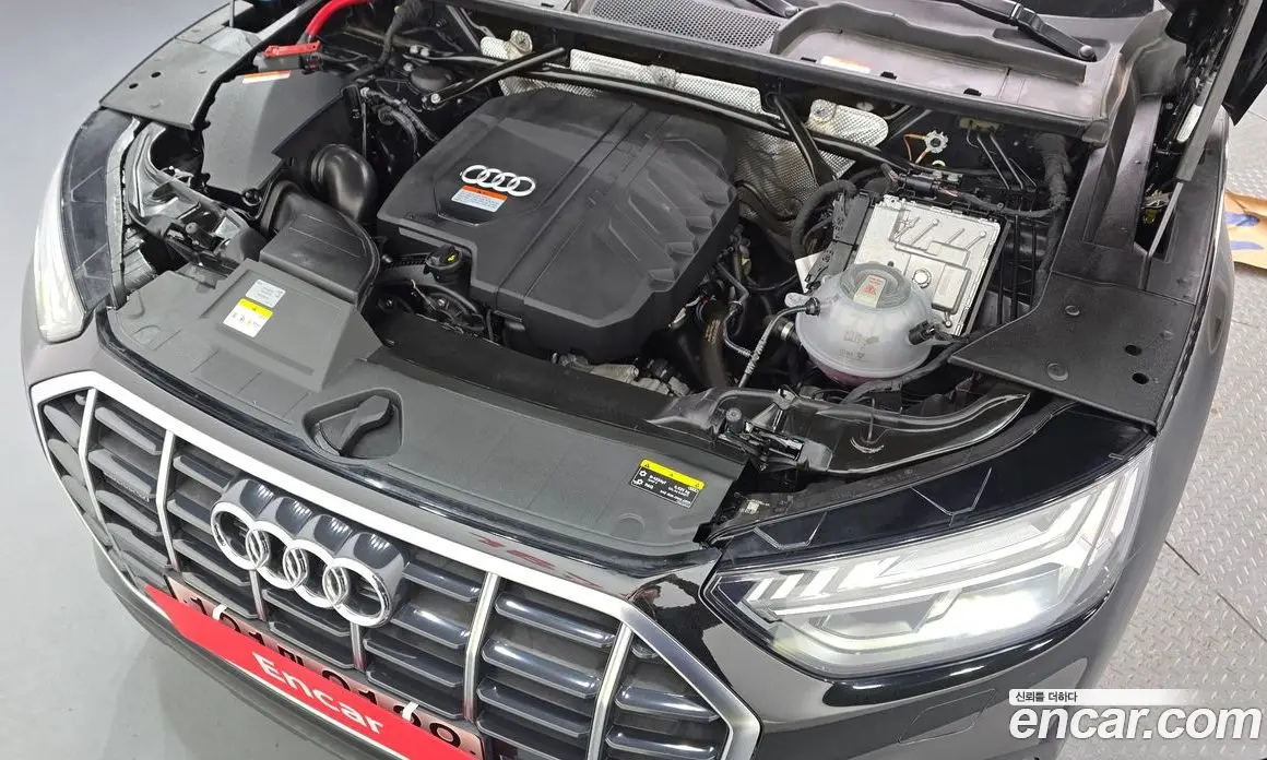 Audi Q5 2023 2.0 автомат (гидро), фото 6