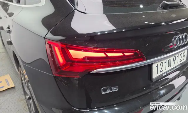 Audi Q5 2023 2.0 автомат (гидро), миниатюра 9
