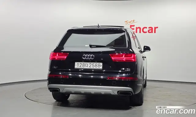 Audi Q7 2019 2.0 автомат (гидро), миниатюра 4