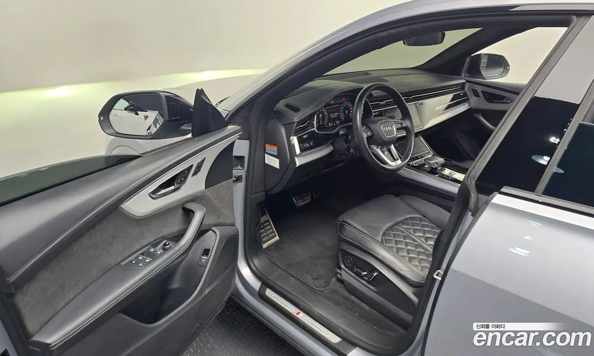 Audi Q8 2021 3.0 автомат (гидро), фото 16