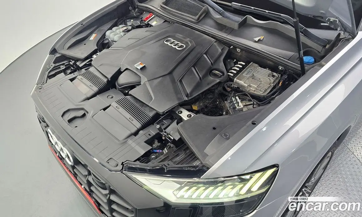Audi Q8 2021 3.0 автомат (гидро), фото 5