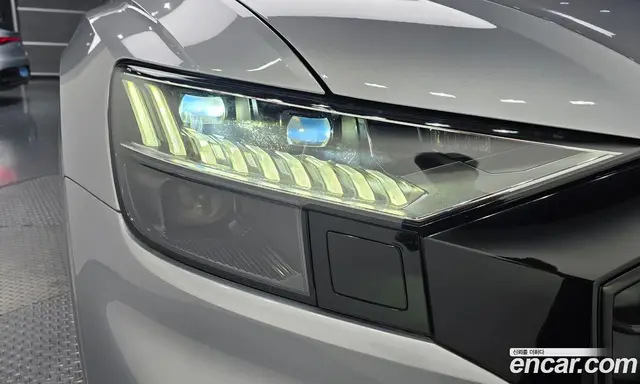 Audi Q8 2021 3.0 автомат (гидро), миниатюра 7