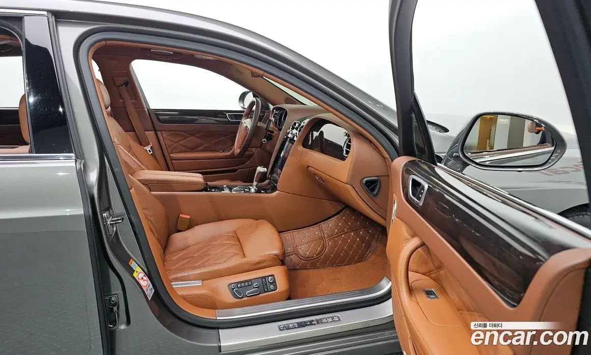 Bentley Flying Spur 2009 6.0 автомат (гидро), фото 17