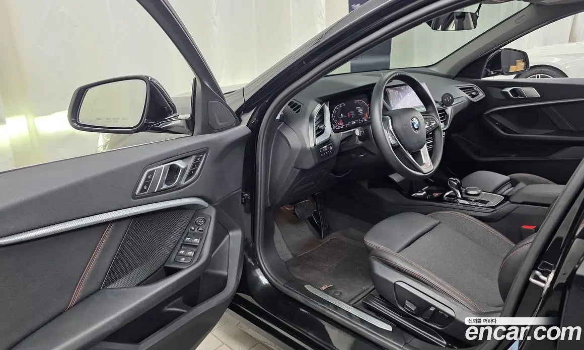 BMW 1 серия 2020 2.0 автомат (гидро), фото 13 BMW 1 серия 2020 2.0 автомат (гидро), фото 13