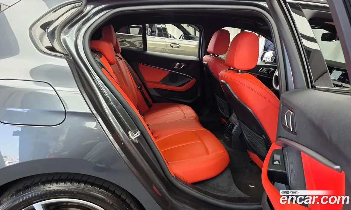 BMW 1 серия 2021 2.0 автомат (гидро), фото 18