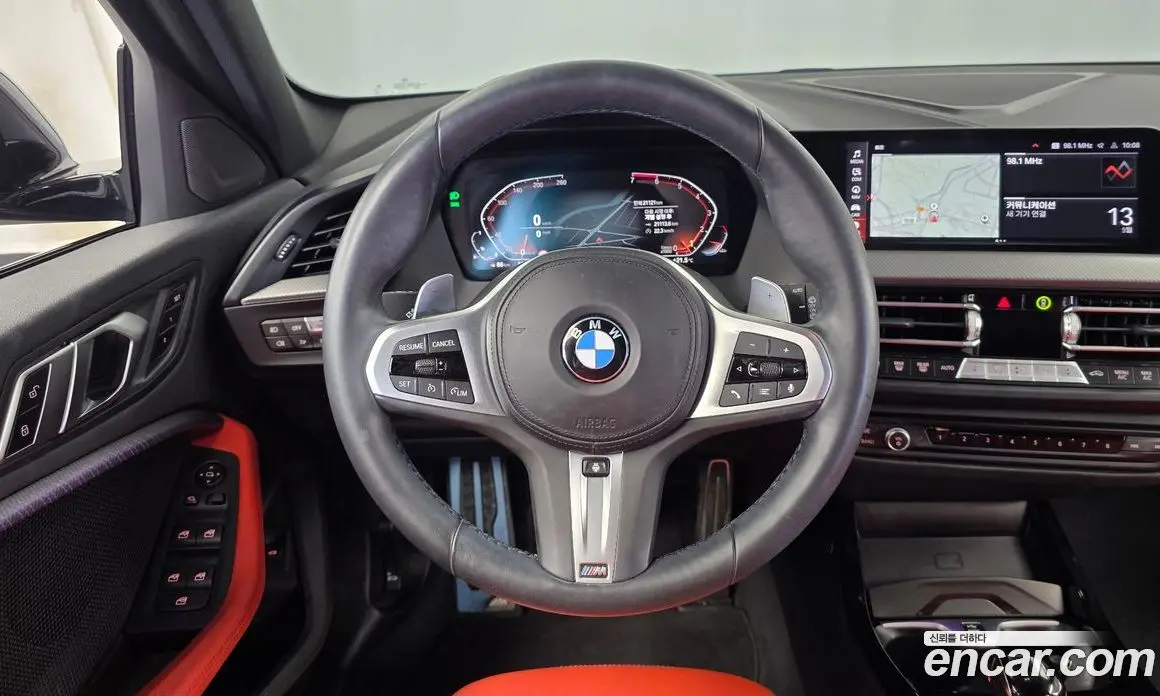 BMW 1 серия 2021 2.0 автомат (гидро), фото 19