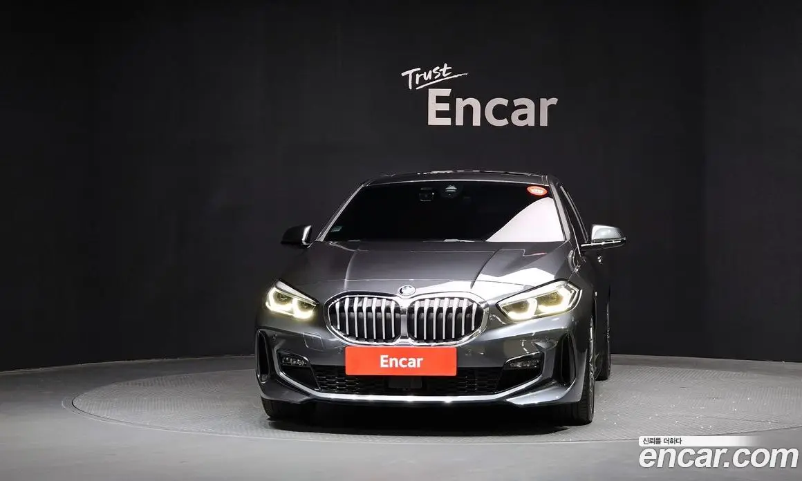 BMW 1 серия 2021 2.0 автомат (гидро), фото 3