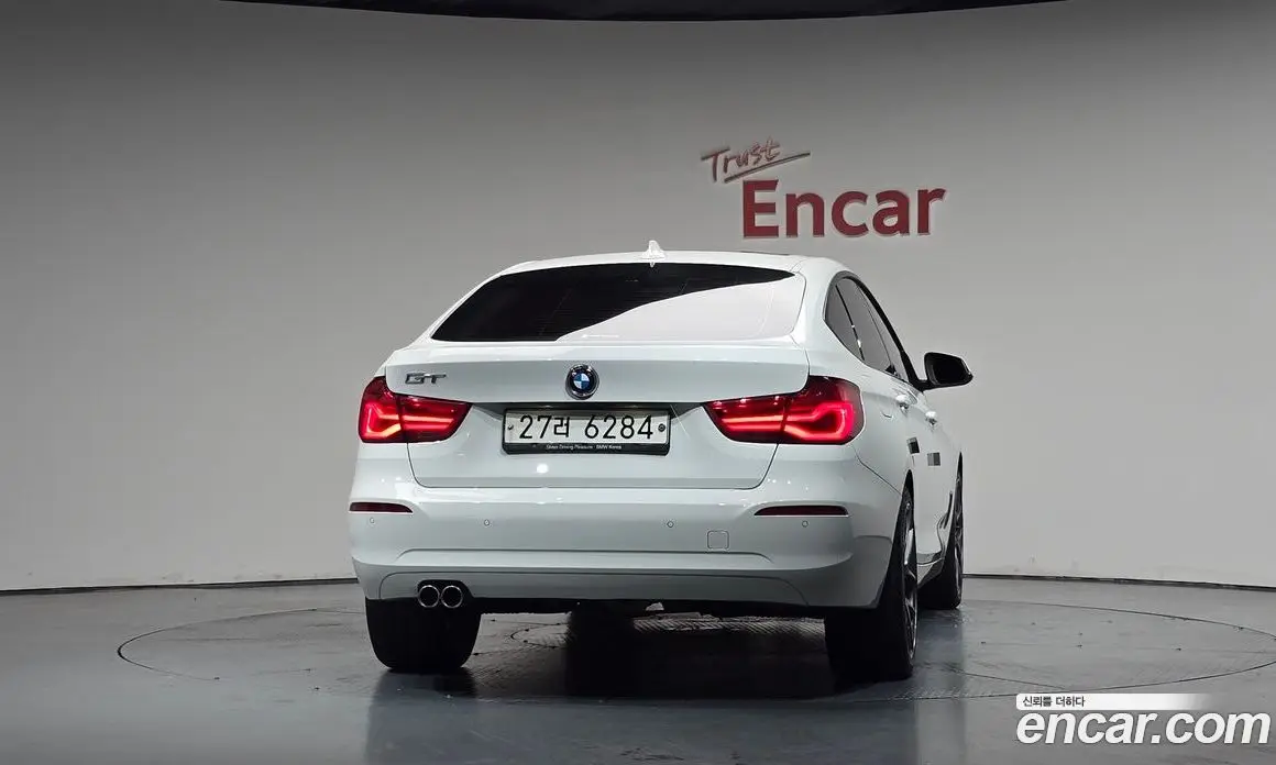 BMW 3 серия 2018 2.0 автомат (гидро), фото 3