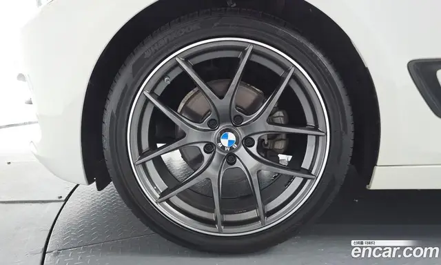 BMW 3 серия 2018 2.0 автомат (гидро), миниатюра 4