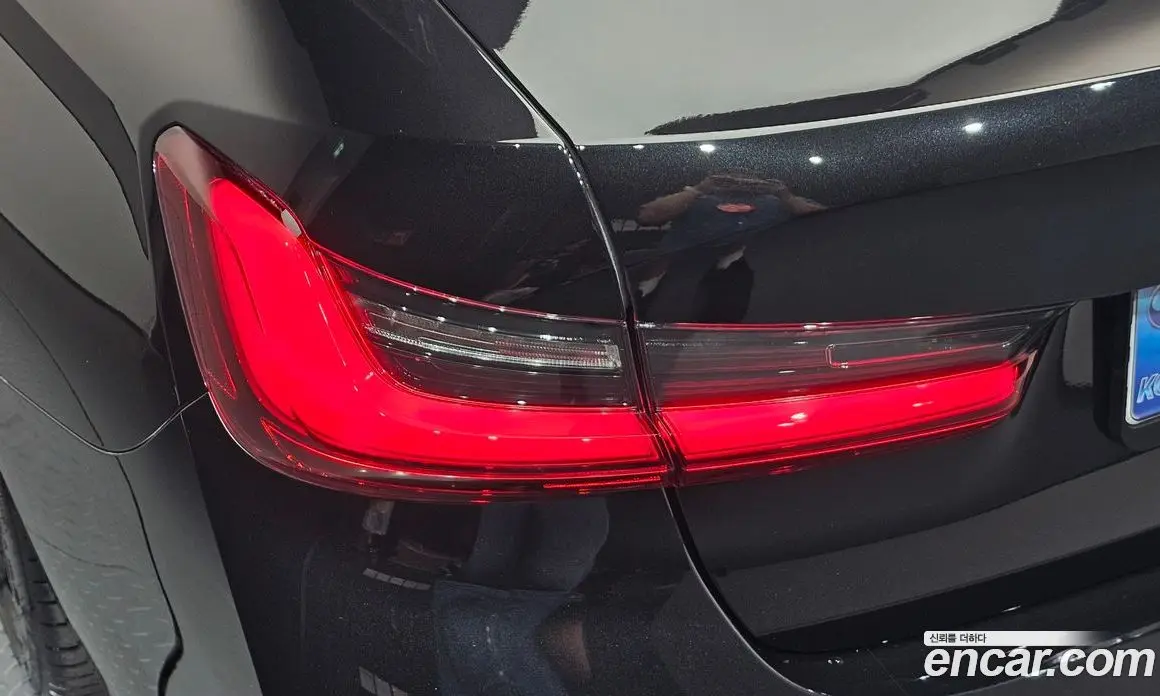 BMW 3 серия 2025 2.0 автомат (гидро), фото 9 BMW 3 серия 2025 2.0 автомат (гидро), фото 9
