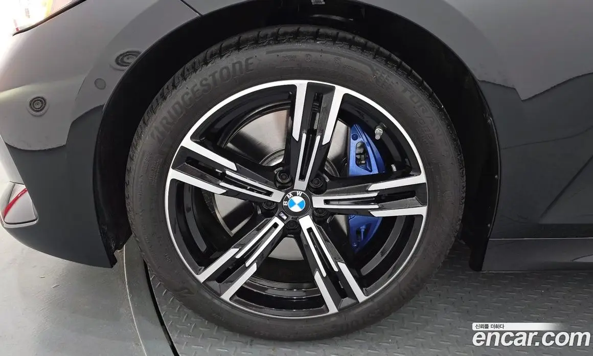 BMW 3 серия 2026 2.0 автомат (гидро), фото 4 BMW 3 серия 2026 2.0 автомат (гидро), фото 4