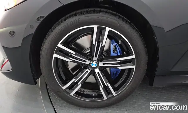 BMW 3 серия 2026 2.0 автомат (гидро), миниатюра 4 BMW 3 серия 2026 2.0 автомат (гидро), миниатюра 4