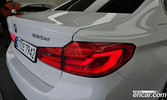BMW 5 серия 2019 2.0 автомат (гидро), миниатюра 9