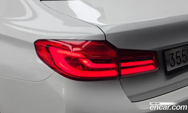 BMW 5 серия 2019 2.0 автомат (гидро), миниатюра 9 BMW 5 серия 2019 2.0 автомат (гидро), миниатюра 9