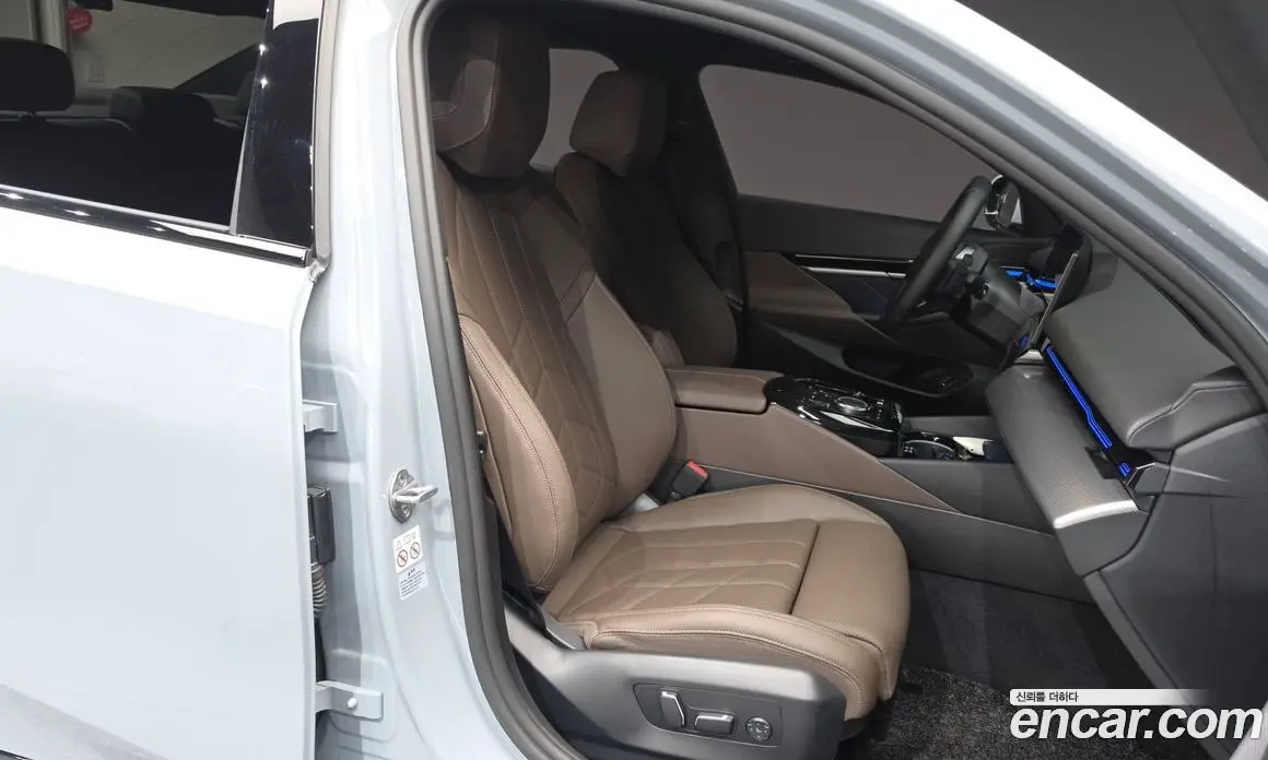 BMW 5 серия 2024 2.0 автомат (гидро), фото 16