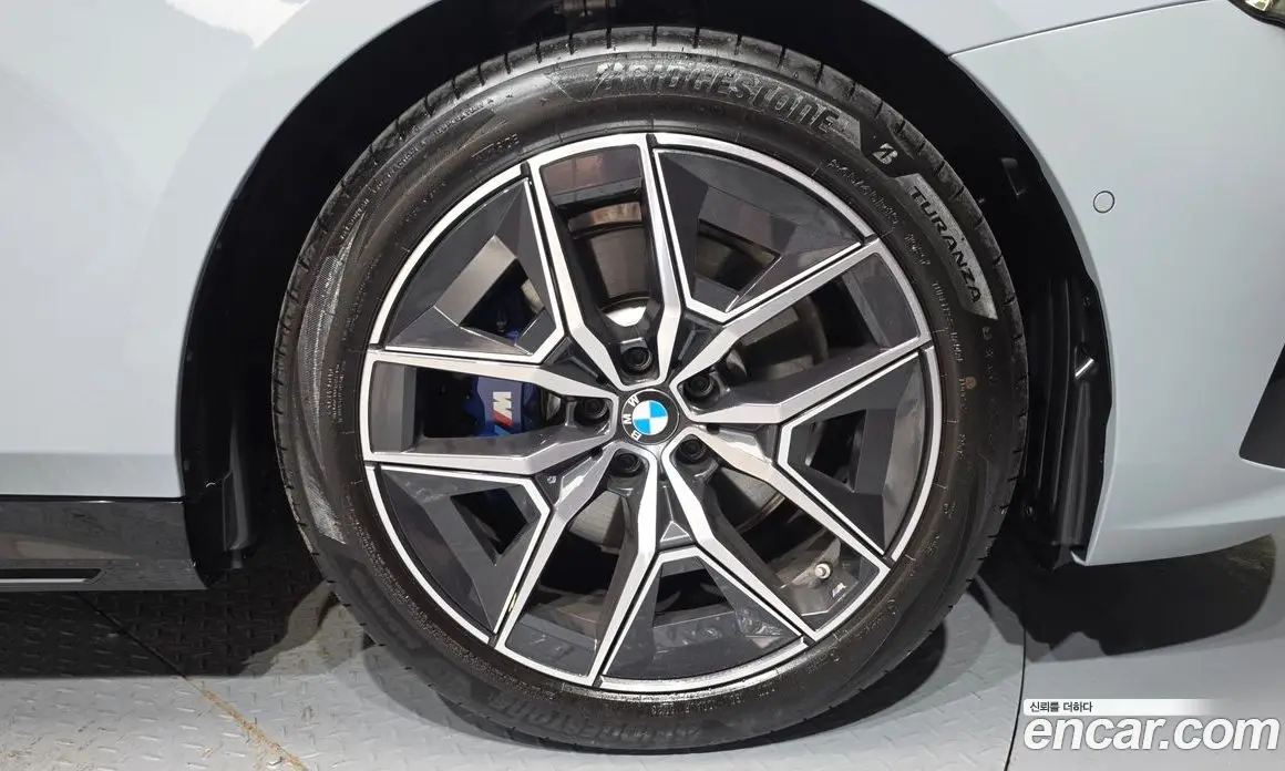 BMW 5 серия 2024 2.0 автомат (гидро), фото 7