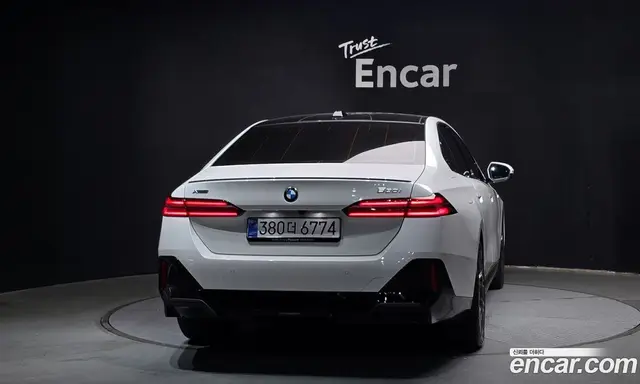 BMW 5 серия 2026 2.0 автомат (гидро), миниатюра 4