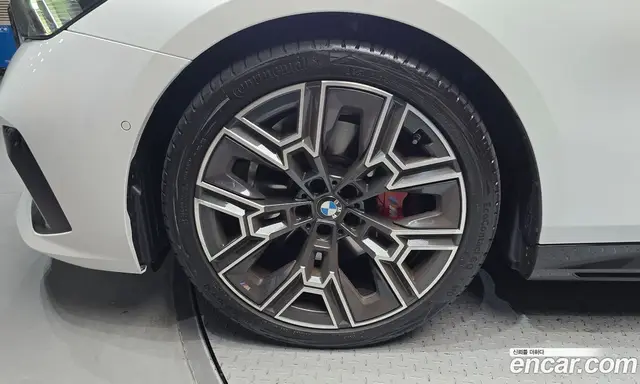 BMW 5 серия 2026 2.0 автомат (гидро), миниатюра 5
