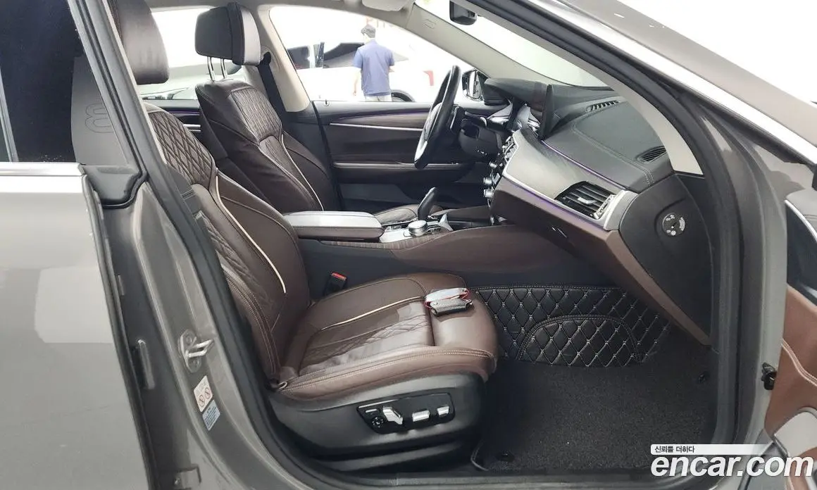BMW 6 серия 2020 3.0 автомат (гидро), фото 17